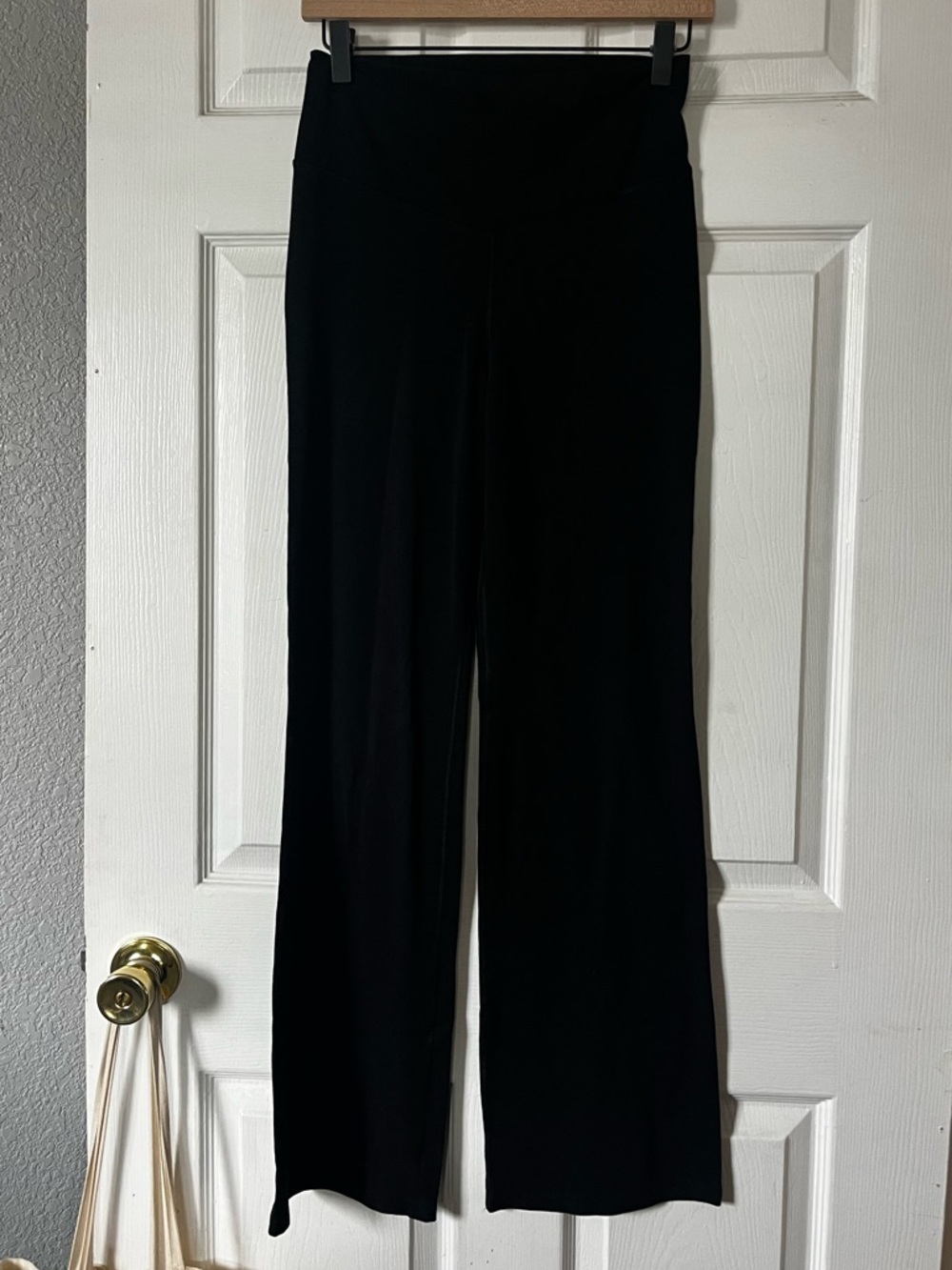 Old Navy Black Power Chill leggings